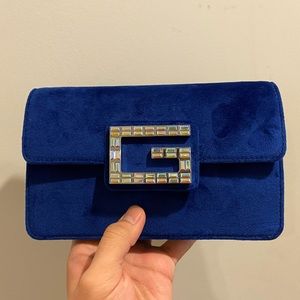 GUCCI Broadway small Velvet Crossbody Bag